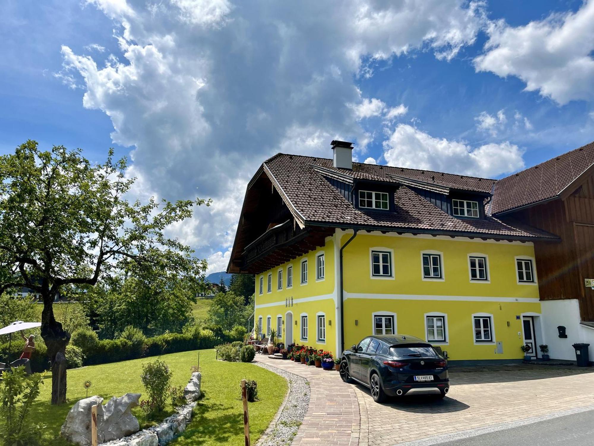 Eisenstattgut Faistenau Luaran gambar